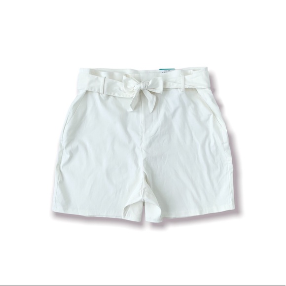 🌸New🌸 Inc Women’s Belted High Rise Shorts Size 16 Stretch Ivory NWT - Picture 7 of 14